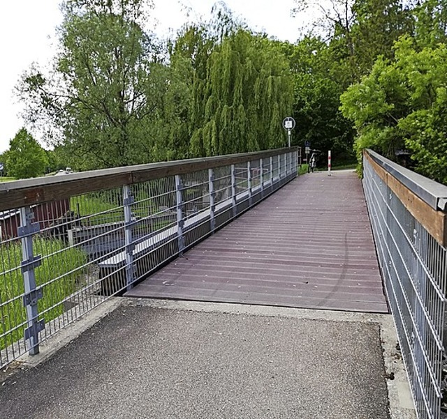 Brcke ber den Mhlteich  | Foto: Pressestelle Stadt Weil am Rhein