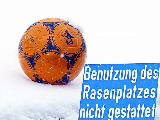 Der erste Schnee des neuen Winters ver... der Fuball-Kreisliga A, Staffel II.   | Foto: Dieter Reinhardt