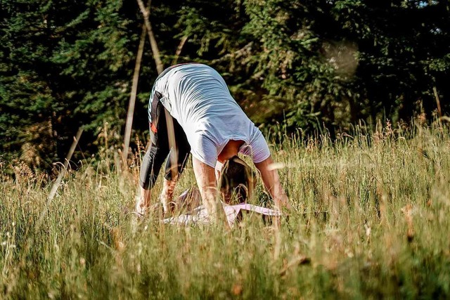 Auf den Hund gekommen? Auch diese Yoga-bung wird gerne in der Natur gebt.  | Foto: Fit Reisen Group
