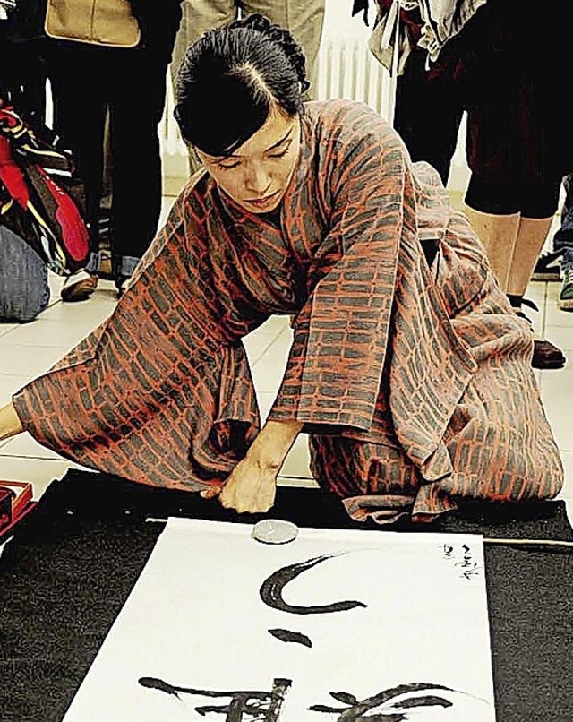 Kalligraphin Rie Takeda  | Foto: Veranstalter