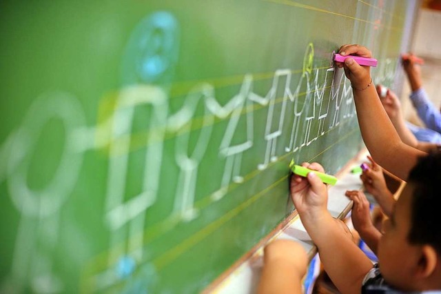 Hand in Hand: Zum Netz der Akteure run...e Schule gehrt auch die Sozialarbeit.  | Foto: Jonas Gttler