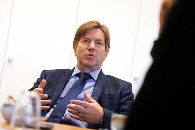 SWEG- Vorstandsvorsitzender Johannes Mller im BZ-Interview.  | Foto: Christoph Breithaupt