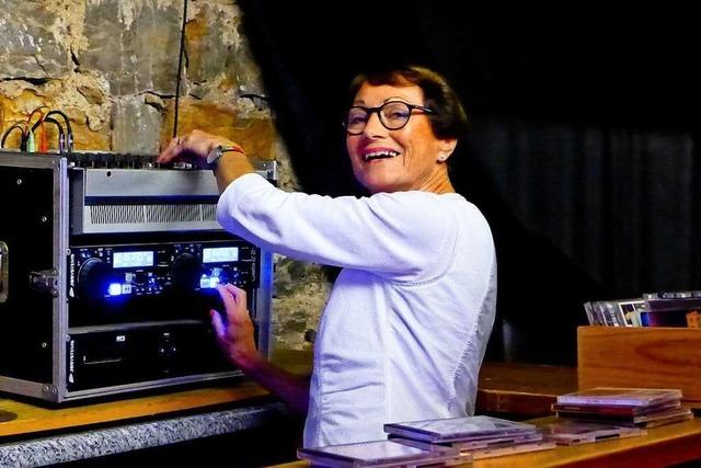 74-jährige Waldkircherin hat ihre eigene Partyreihe gestartet