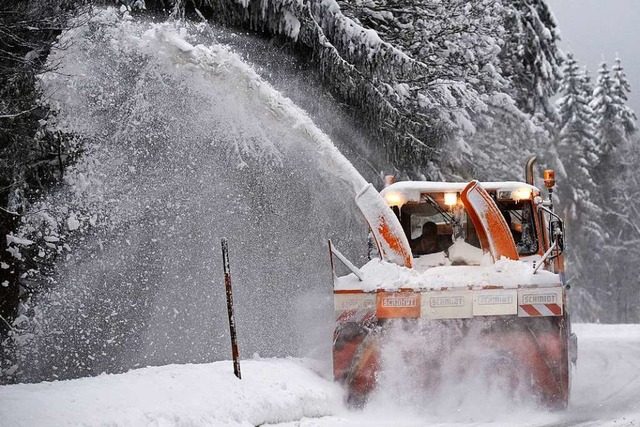 Schnee ist Materie am falschen Platz &...terdienst bei Hofsgrund im Januar 2015  | Foto: Patrick Seeger