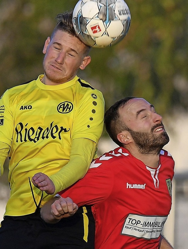 Erst dominiert, dann Glck gehabt: Sascha Rueb und Dennis Kaltenbach (li.)  | Foto: Neithard Schleier