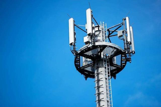 Regierung will für Mobilfunkmasten werben und Funklöcher schließen