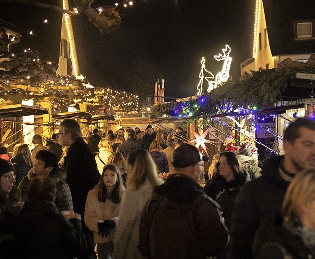 Der Weihnachtsmarkt am Lindle findet seit 1976 statt.  | Foto: Volker Mnch