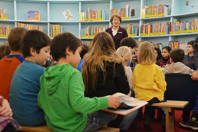 Fr kleine und groe Leseratten bietet die Stadtbibliothek viel.  | Foto: Peter Gerigk