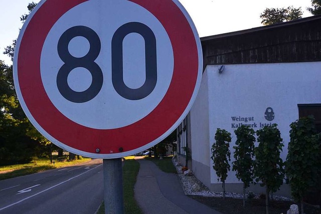 Auf der Landesstrae bei Istein muss w...empo 80 gelten, sagt das Landratsamt.   | Foto: Victoria Langelott
