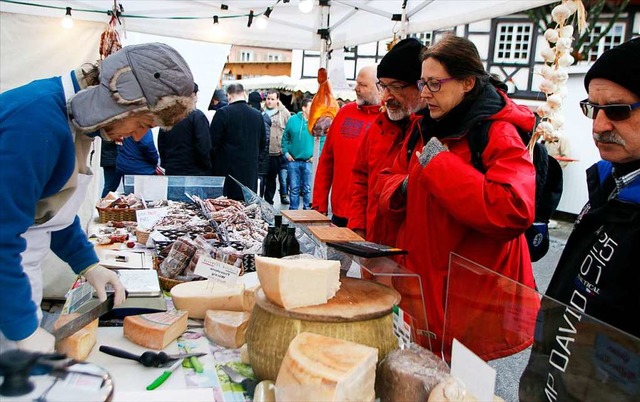 Der Katharinenmarkt lockt viele Besucher an.  | Foto: Heidi Foessel