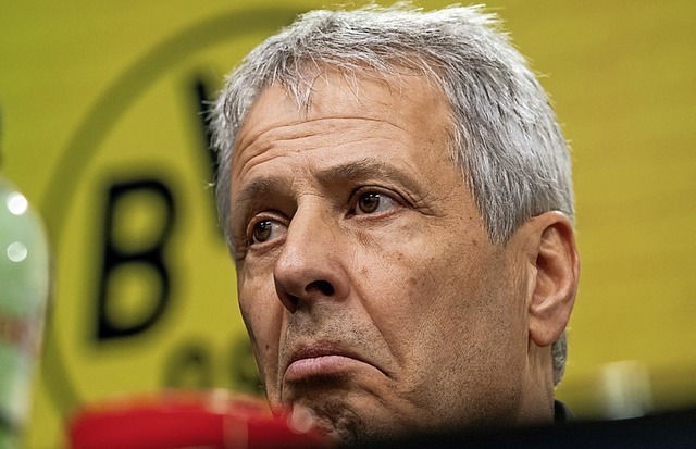 Dortmunds Trainer Lucien Favre   | Foto: Bernd Thissen