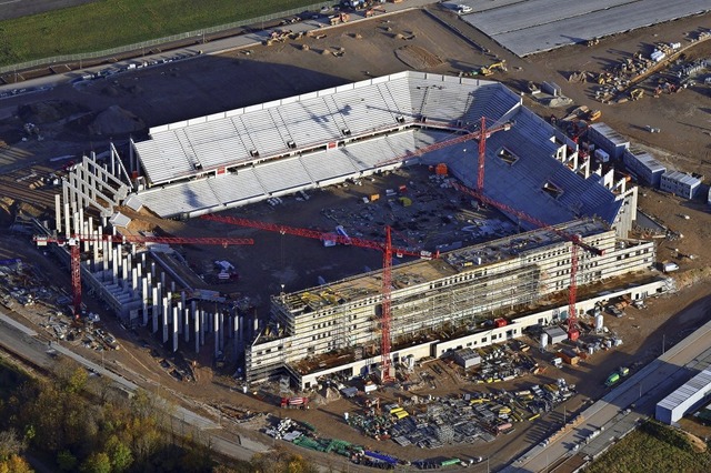 Baustelle des Stadions des Sportclub Freiburg im Freiburger Westen Luftbild  | Foto: Erich Meyer