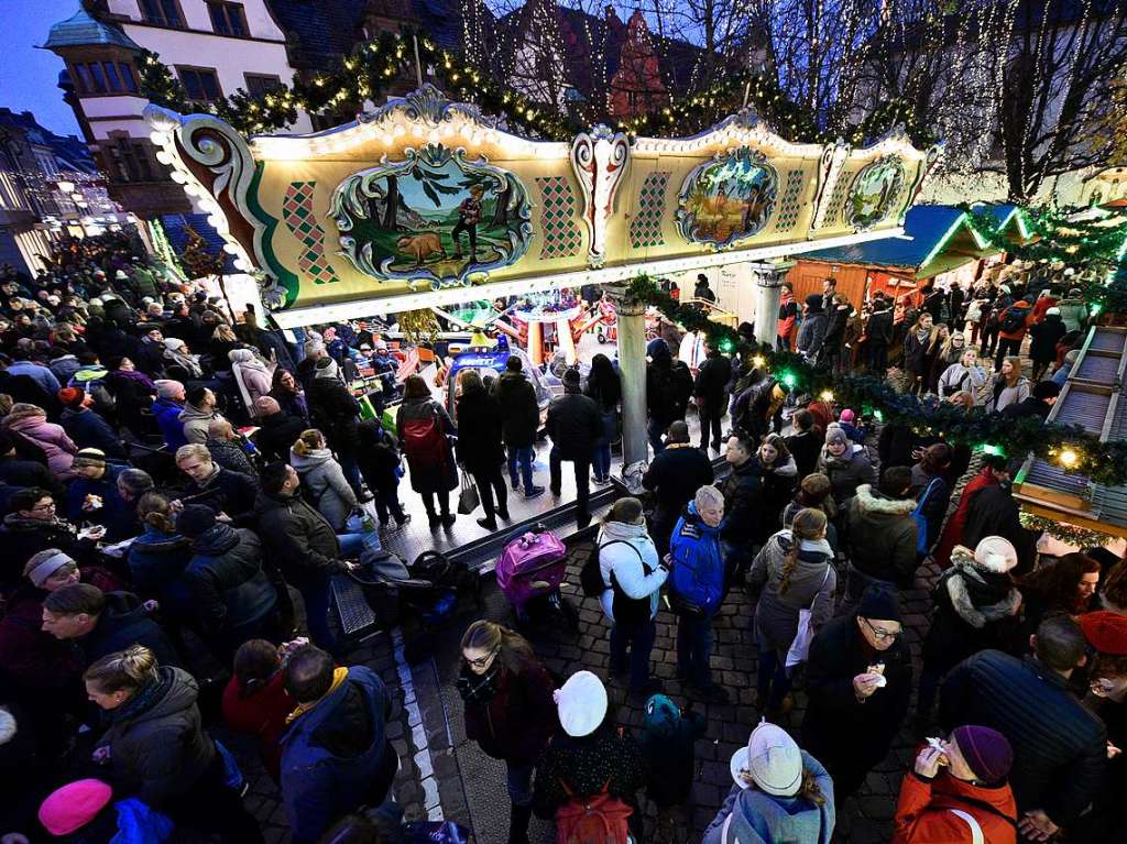 Start in die Adventszeit: Der Freiburger Weihnachtsmarkt 2019