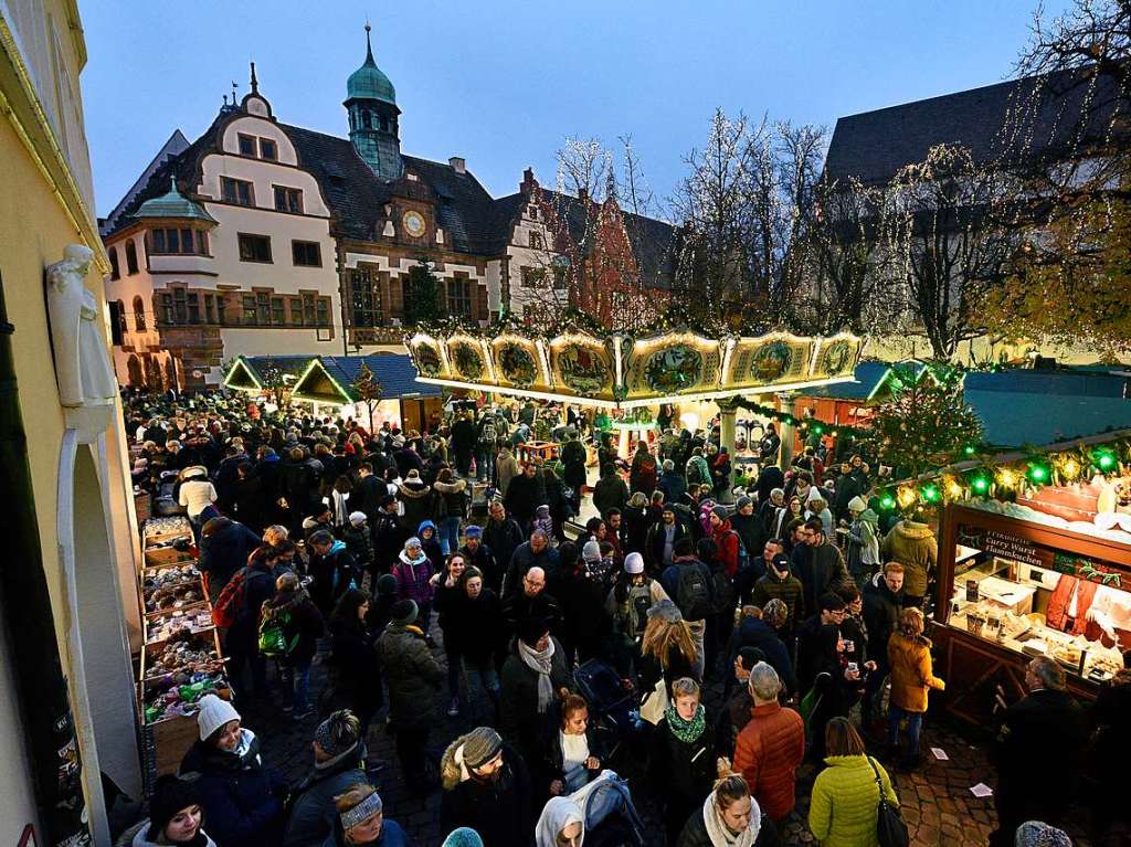 Start in die Adventszeit: Der Freiburger Weihnachtsmarkt 2019