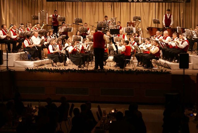 Die Trachtenkapelle Strittmatt berzeu...lischen Knnen in der Hotzenwaldhalle.  | Foto: Werner Probst