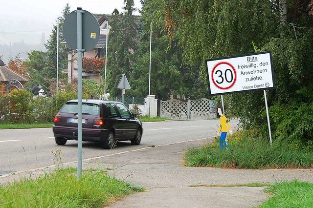 Fr Anwohner der Lrracher Strae ist ... Sie wollen die entlastende Umfahrung.  | Foto: Herbert Frey