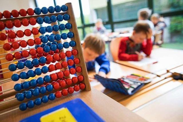 Lahrer Stadtgulden fr eine Mathebcherei fr Schulkinder