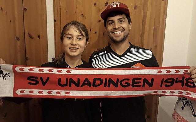 Fans des SV Unadingen: Jara Klausund Dominik Wolf   | Foto: Privat