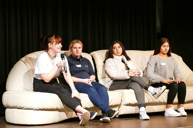 Emilia Nenaschew, Veronika Mirau, Seyh...eren fr den Lahrer Jugendgemeinderat.  | Foto: Elena Stenzel