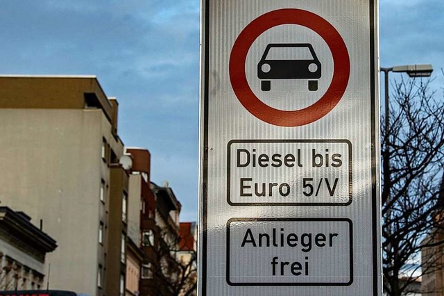 Hnge solche Schilder bald in Ludwigsburg?  | Foto: Paul Zinken (dpa)