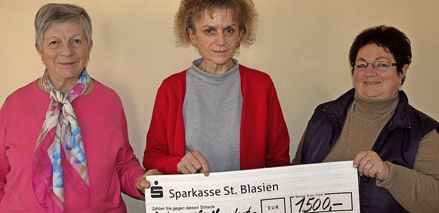 Barbara Pfefferle (links) und Marlene ...ich von der Sozialstation St. Blasien.  | Foto: Christiane Sahli