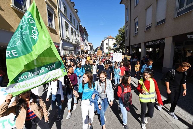 Am 20. September zogen 1500 Jugendlich...chsene beim Klimastreik durch Lrrach.  | Foto: Jonas Hirt