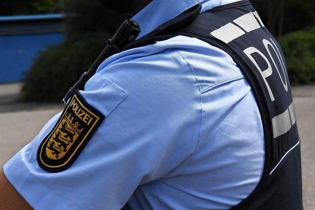 Polizei sucht Geschädigten eines Parkremplers in Lörrach