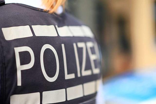 Die Polizei in Lörrach sucht einen flüchtigen Unfallverursacher