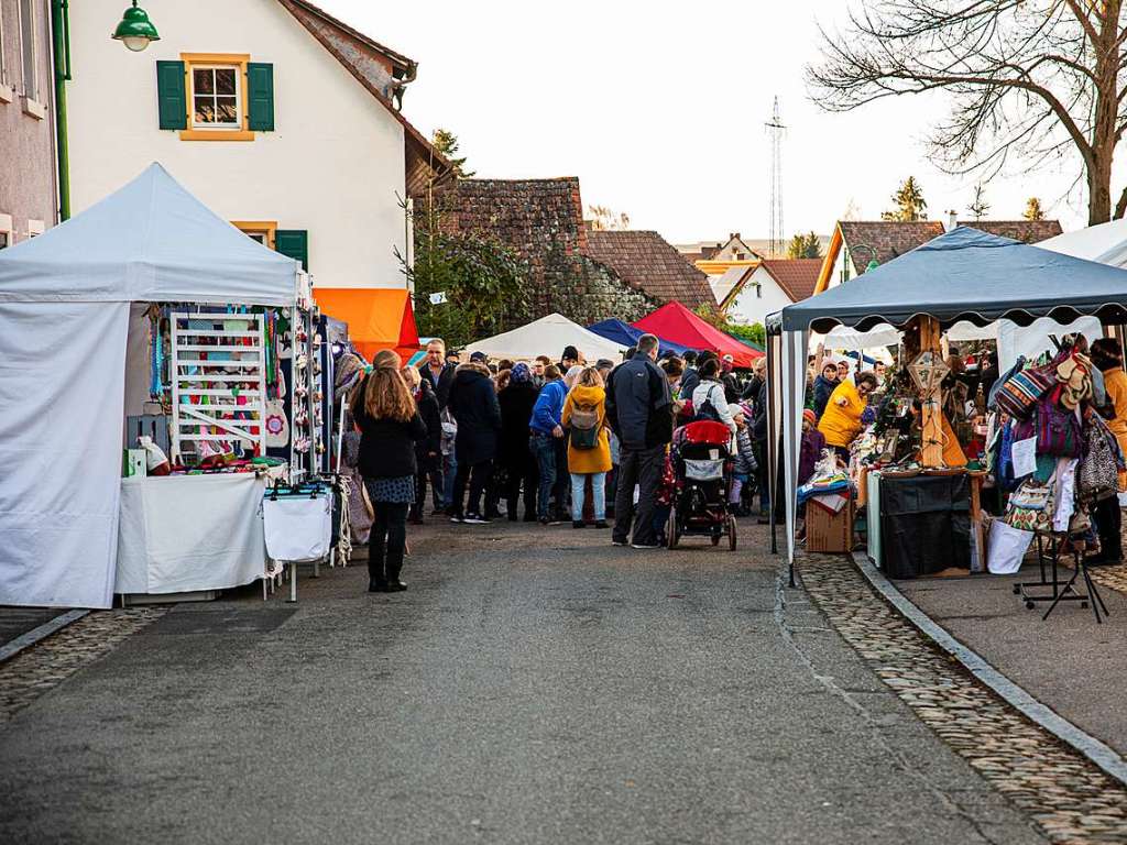 In Horben, Slden, Norsingen, Schallstadt, Pfaffenweiler und Merzhausen fanden Weihnachtsmrkte statt.