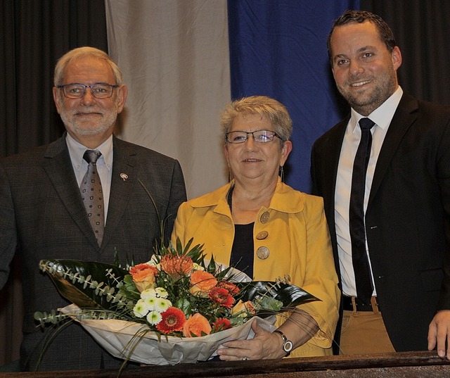 Andreas Hgle (rechts) dankte Franz Spth und seiner Frau Petra   | Foto: Christiane Franz