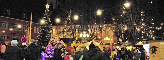 Die Kulisse mit dem Museum, der  Kirch...htsmarkt ein ganz besonderes Geprge.   | Foto: Norbert Sedlak