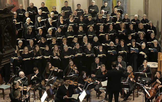 Offenburger Kantorei, Solisten und Mit...lharmonie am Forum in der Stadtkirche   | Foto: H. Fronzek