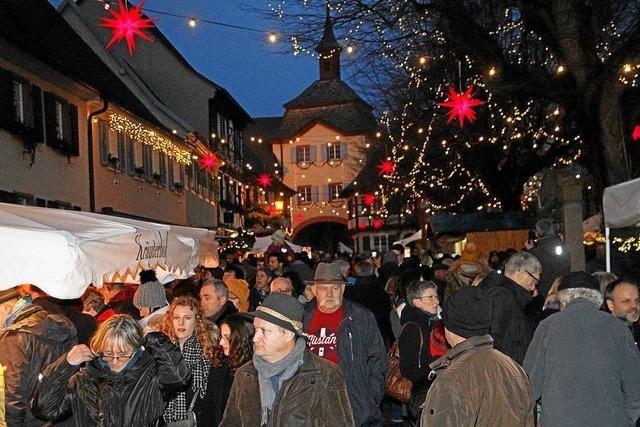 Tausende kommen zum Vogtsburger Weihnachtsmarkt