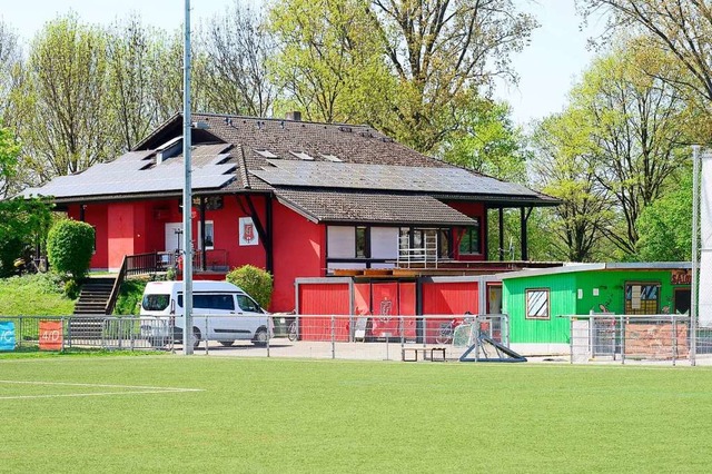 Das FFC-Vereinsheim im Dietenbach-Spor...werden und zudem eine  Kita  bekommen.  | Foto: Ingo Schneider