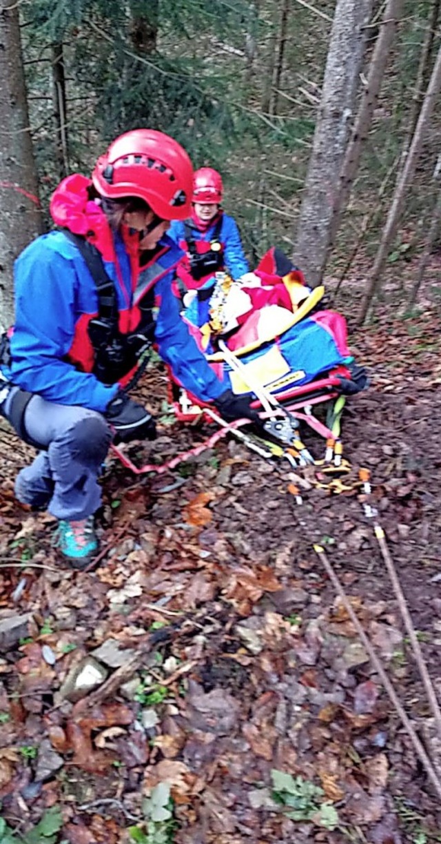 bung der Bergwacht: Ein verunglckter...e aus einem Steilhang gerettet werden.  | Foto: Privat