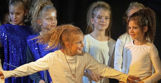 Die jungen Musical-Darsteller zeigten auf der Bhne tolle Leistungen.   | Foto: Wolfgang Scheu