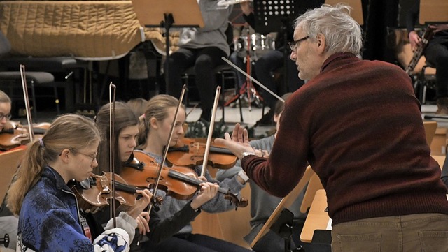 Die jungen Musiker aus Lrrach und Wei...ben fr ihren Auftritt am 7. Dezember.  | Foto: Barbara Ruda