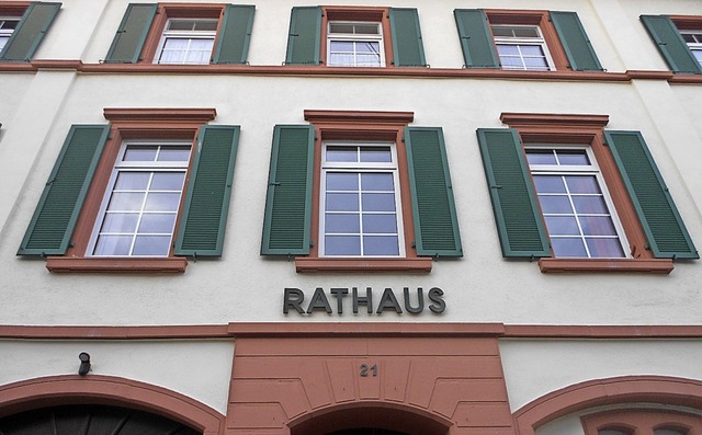 Die Wohnung im Mappacher Rathaus soll renoviert werden.   | Foto: Victoria Langelott