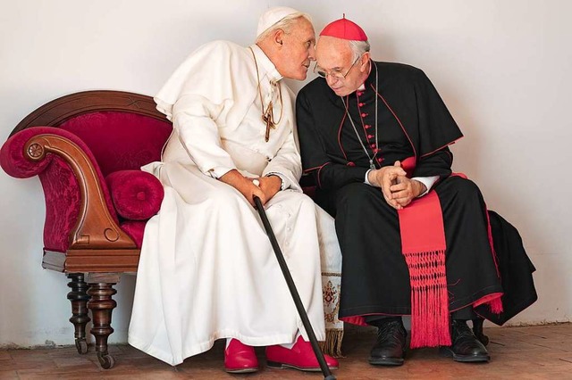 Geistreiche Dialoge: Anthony Hopkins a... Jonathan Pryce als Kardinal Bergoglio  | Foto: Netflix/Peter Mountain