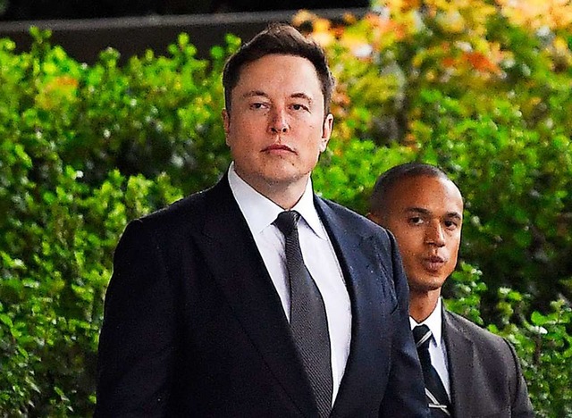 Elon Musk, US-Unternehmer kommt zum U.S. District Court.  | Foto: Mark J. Terrill (dpa)