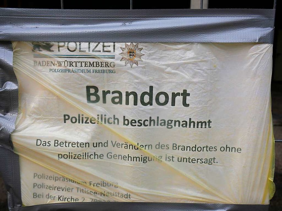 Der Brandort ist polizeilich beschlagnahmt.   | Foto: Eva Korinth