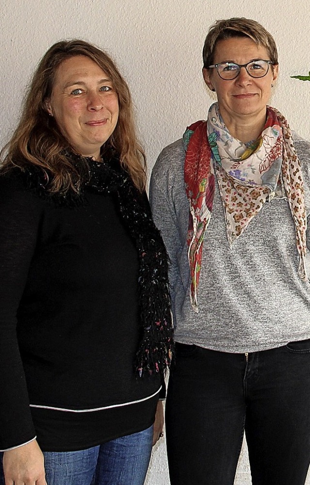Rektorin Sonja Birkle (links) und Konr... Noller leiten die Weihermattenschule.  | Foto: Christiane Pfeifer