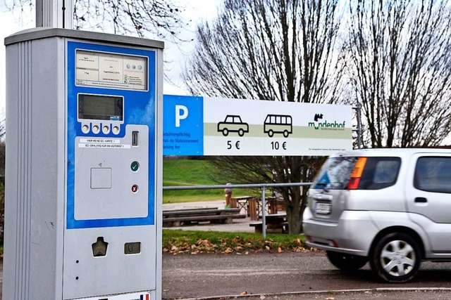 Parken am Mundenhof soll  wochenends 10 Euro kosten.  | Foto: Thomas Kunz