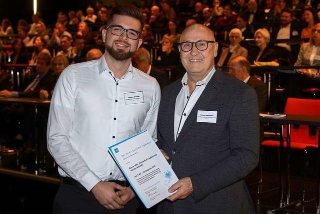 Nicolas Schandl erhlt an der Hochschule den Frderpreis des Vereins Deutscher Ingenieure