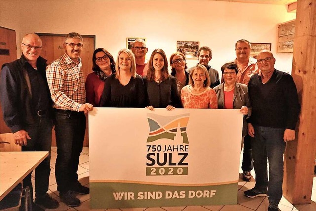 Der Vorstand des Vereins Sulz 2020 mit...on links) und Ortsvorsteher Rolf Mauch  | Foto: Nicolaus Wilhelm