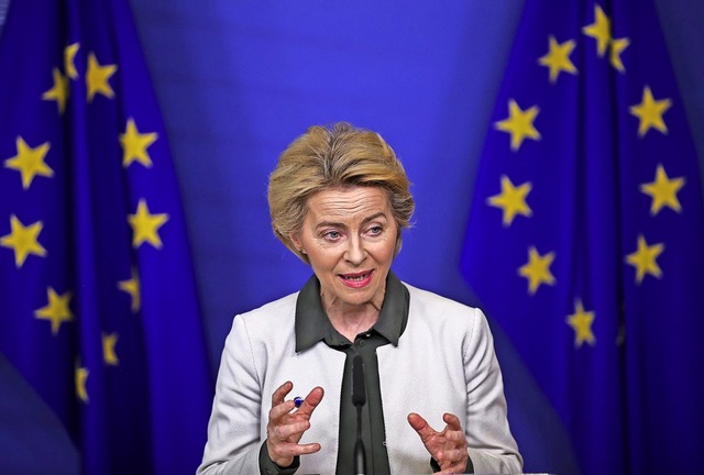 Kommissionsprsidentin Ursula von der ...ber den geplanten Grnen Pakt der EU.  | Foto: Francisco Seco (dpa)