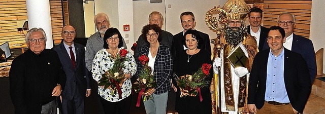 Fr langjhrige Betriebstreue dankte d..., ihre Partnerinnen erhielten Blumen.   | Foto: Kurt Meier