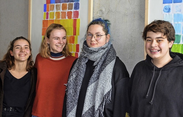 Die vier Kulturbeauftragten Luisa Stor...ium fr Theater und Museum begeistern.  | Foto: Gabriele Hennicke