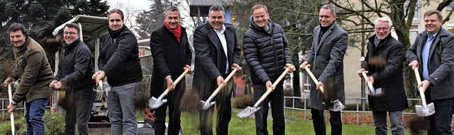 Freuen sich ber den Erweiterungsbau (... und Stadtbaumeister Tobias Hoffmann.   | Foto: ortenau-klinikum