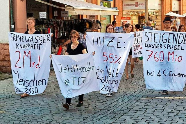 Auch in Lahr demonstrieren Fridays-for...anotstands ist eine ihrer Forderungen.  | Foto: christian Kramberg